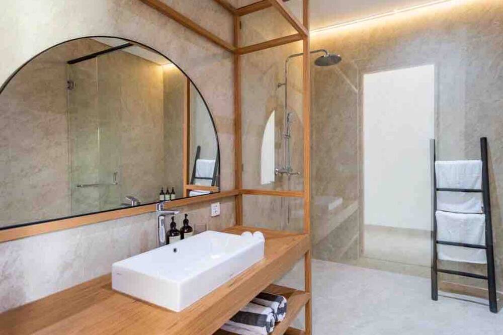 Photo of Bathroom in Padonan