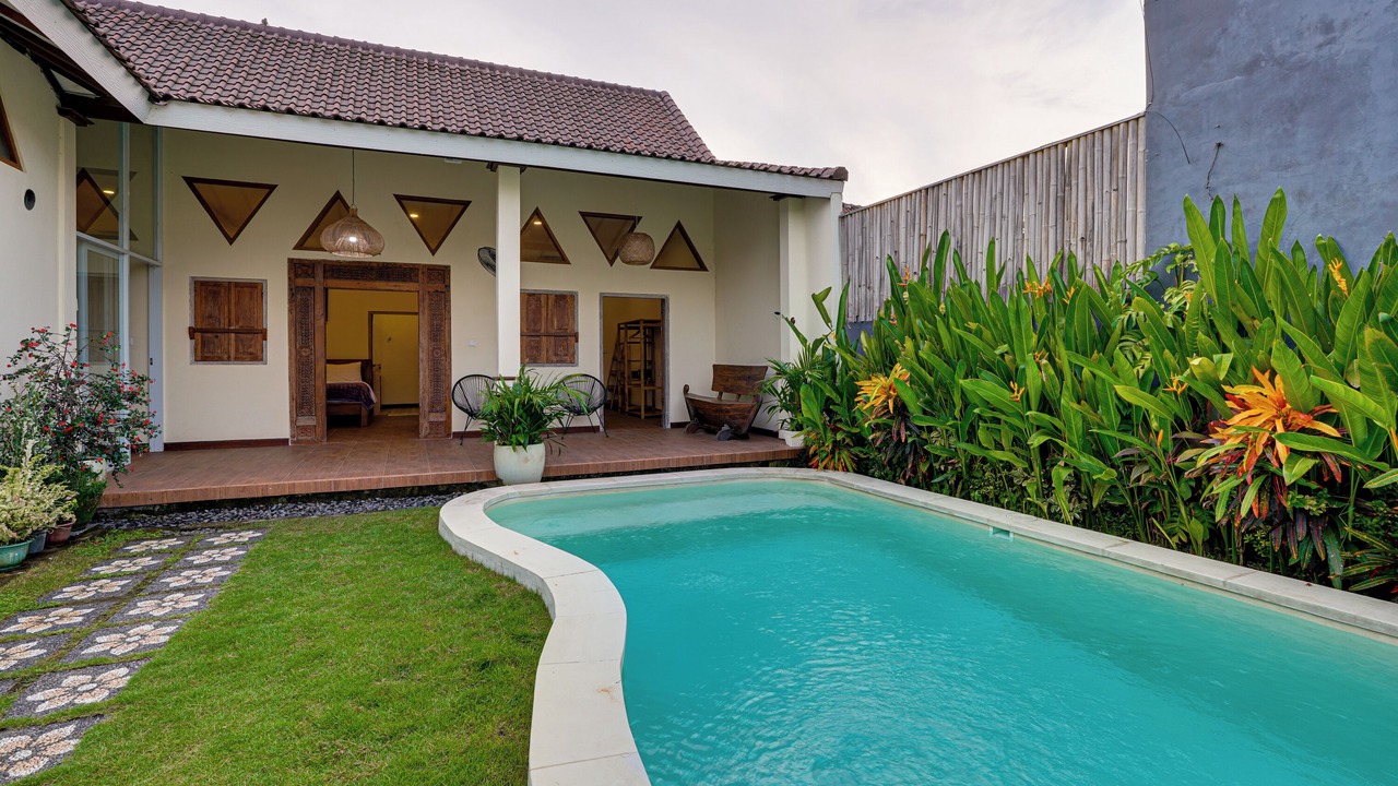 Photo of Outdoor in Seseh