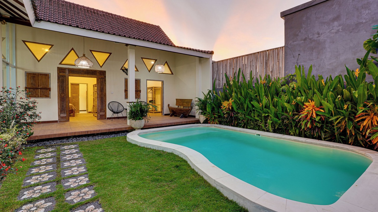 Photo of Outdoor in Seseh