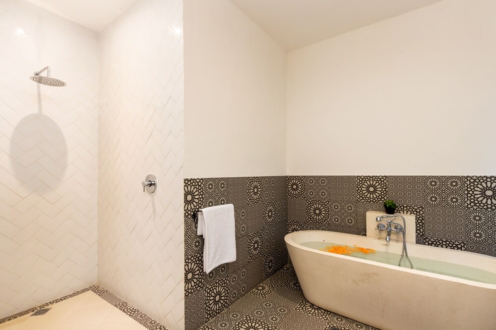 Photo of Bathroom in Singakerta