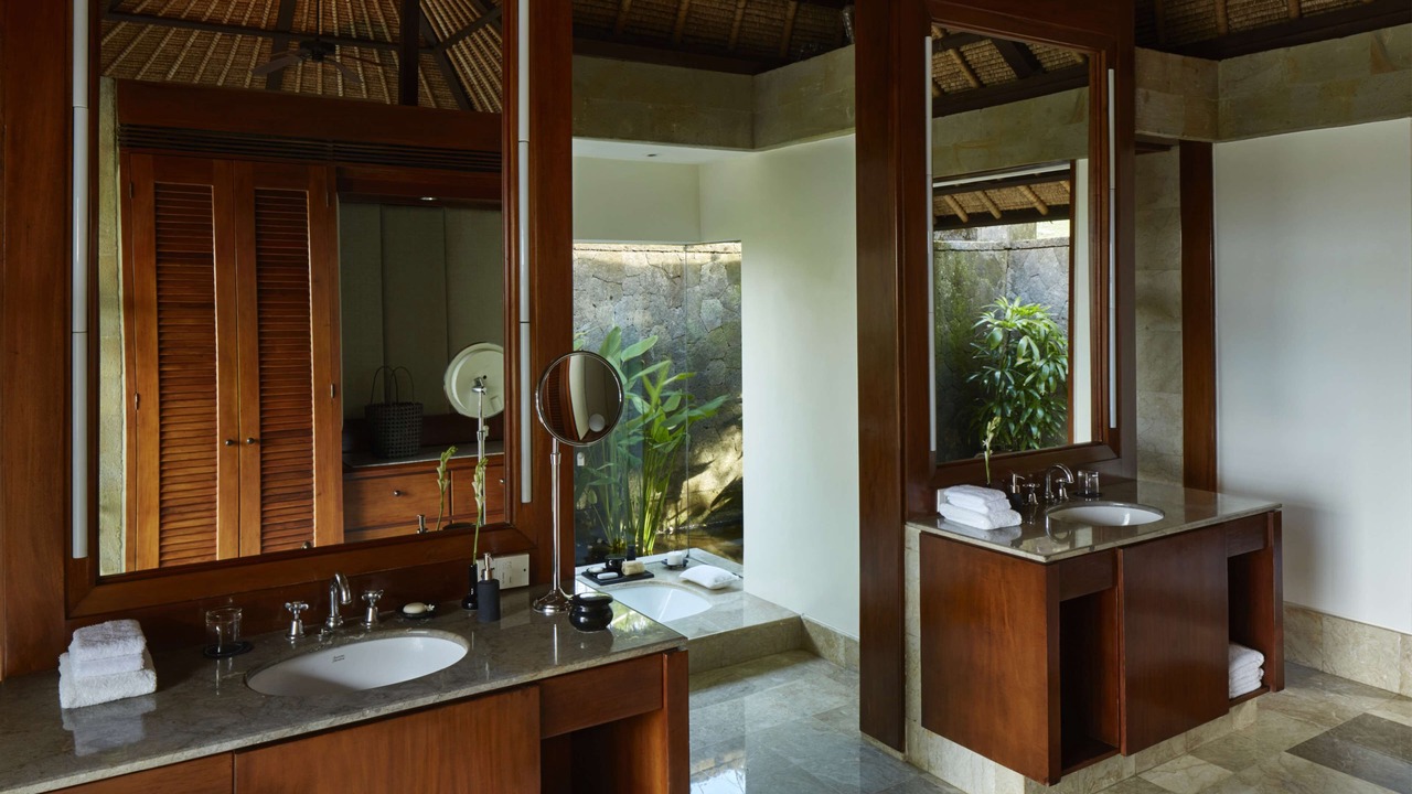 Photo of Bathroom in Kampial