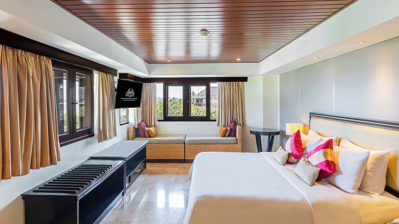 Photo of Bedroom in Kartika Plaza