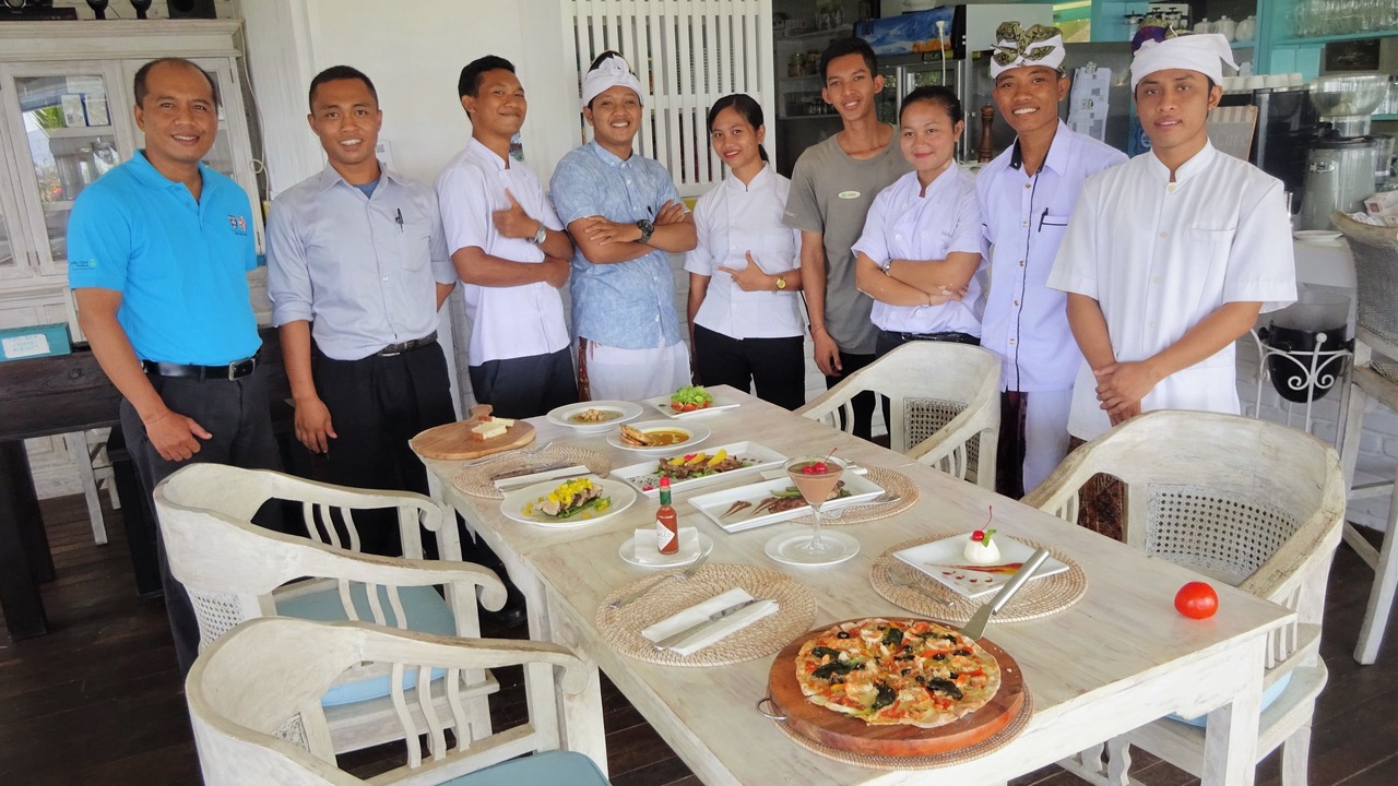 Photo of Others in Umeanyar