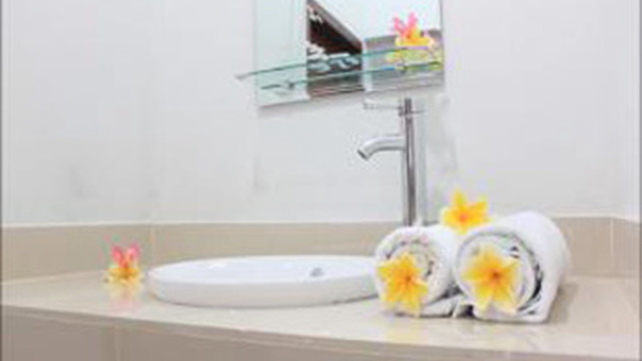 Photo of Bathroom in Kartika Plaza