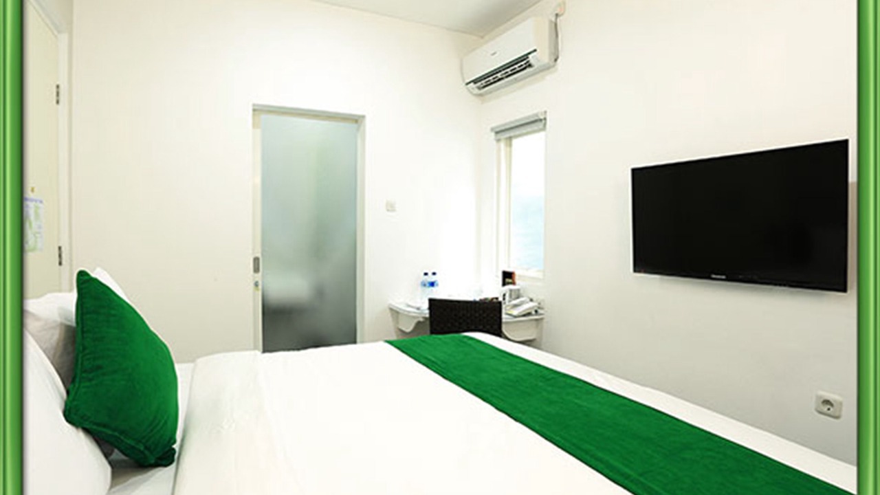 Photo of Bedroom in Kartika Plaza