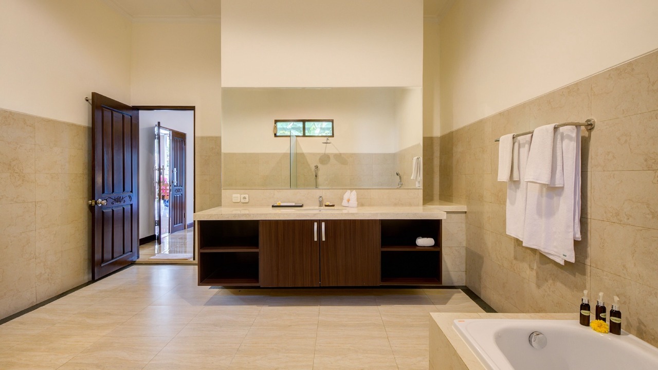 Photo of Bathroom in Dyanapura