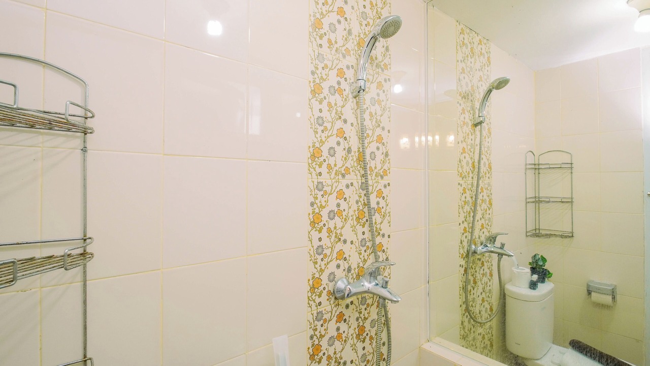 Photo of Bathroom in Jatinegara