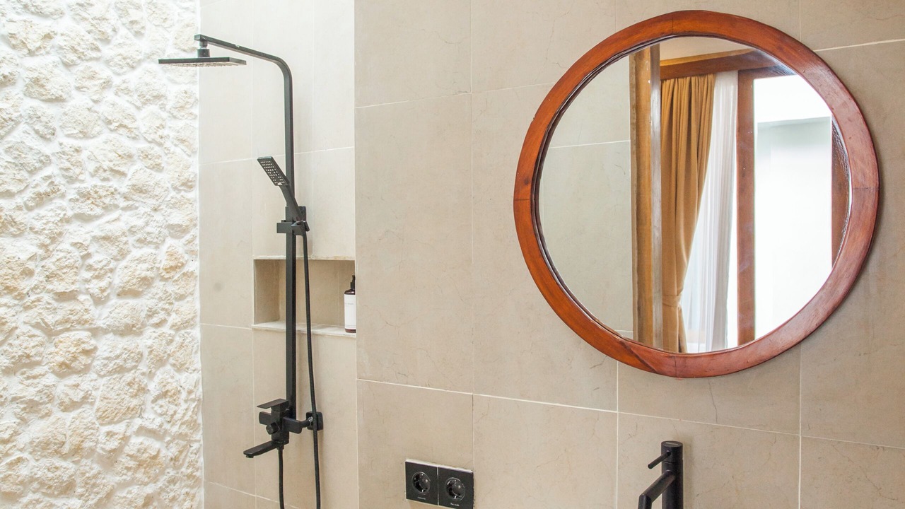 Photo of Bathroom in Padangsambian Klod