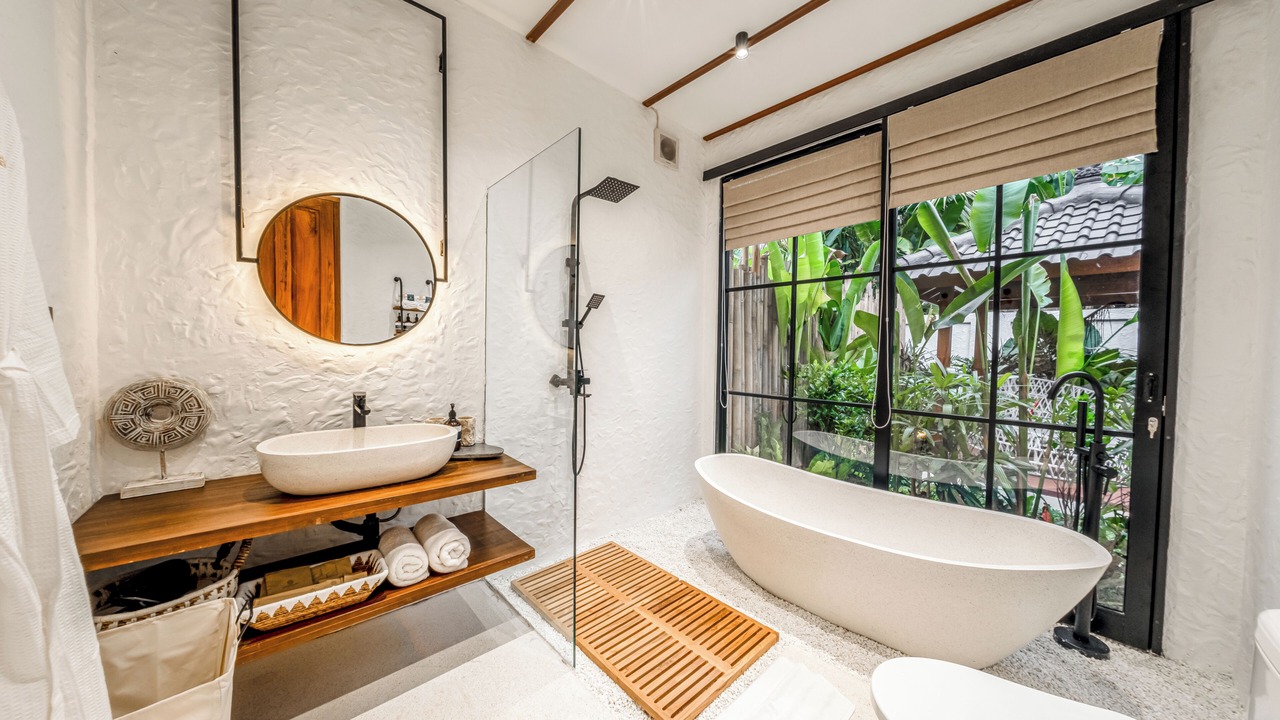 Photo of Bathroom in Petulu