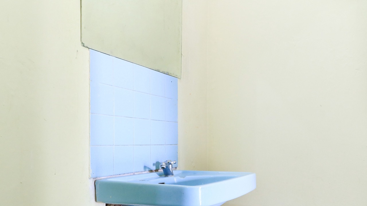 Photo of Bathroom in Kartika Plaza