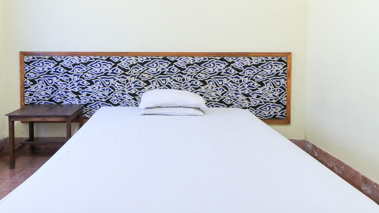 Photo of Bedroom in Kartika Plaza