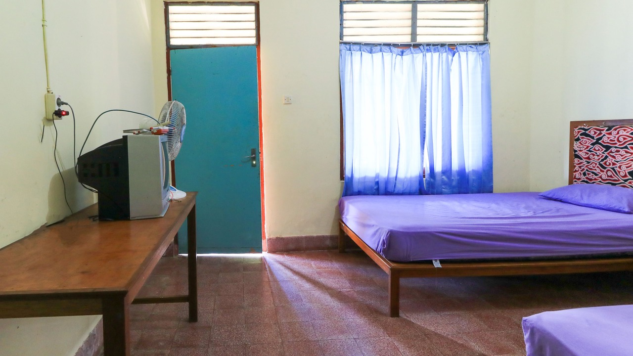 Photo of Bedroom in Kartika Plaza
