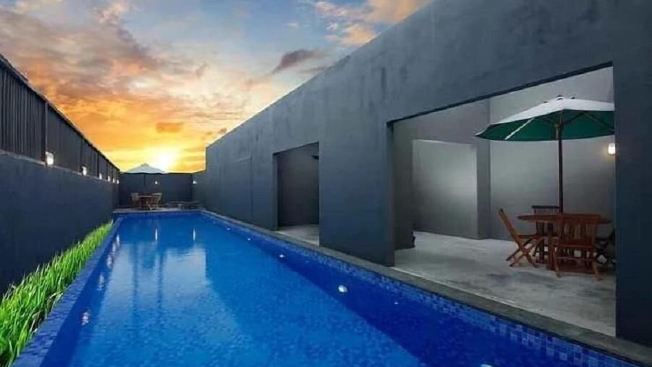 Photo of Outdoor in Sunset Road