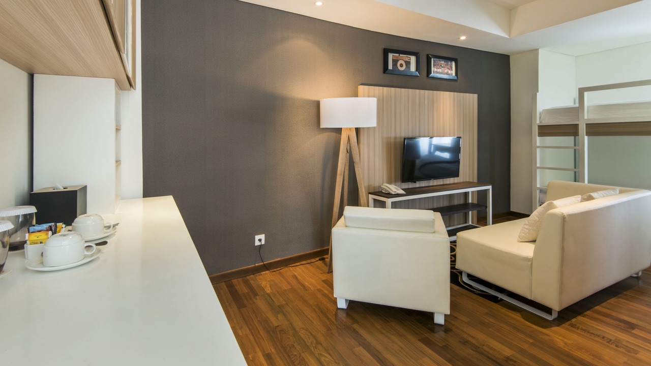 Photo of Bedroom in Kartika Plaza