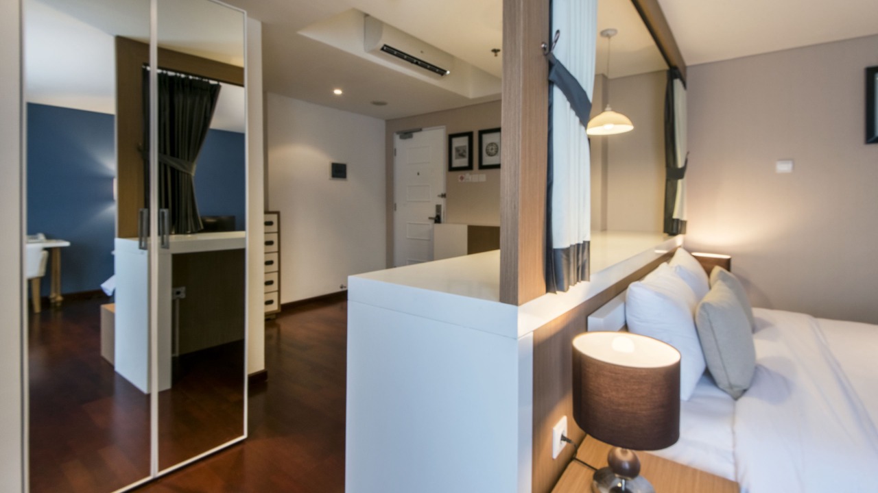 Photo of Bedroom in Kartika Plaza