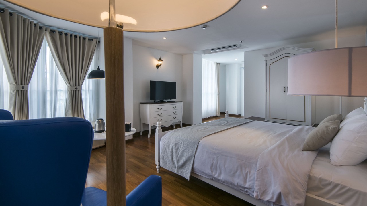 Photo of Bedroom in Kartika Plaza