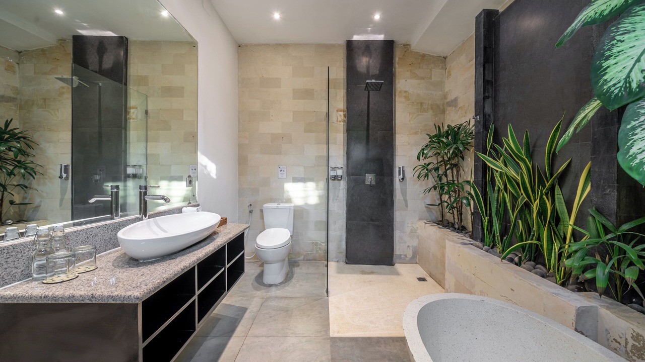Photo of Bathroom in Laksmana