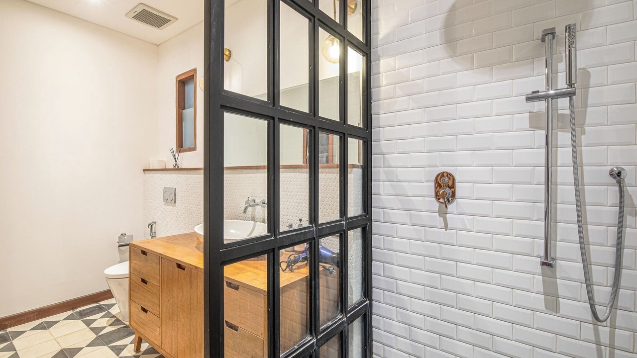 Photo of Bathroom in Pererenan