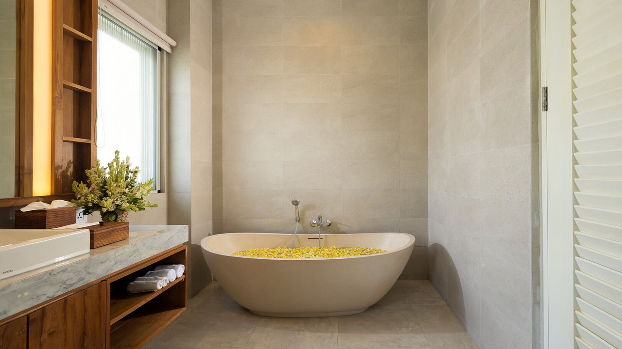 Photo of Bathroom in Sunset Road