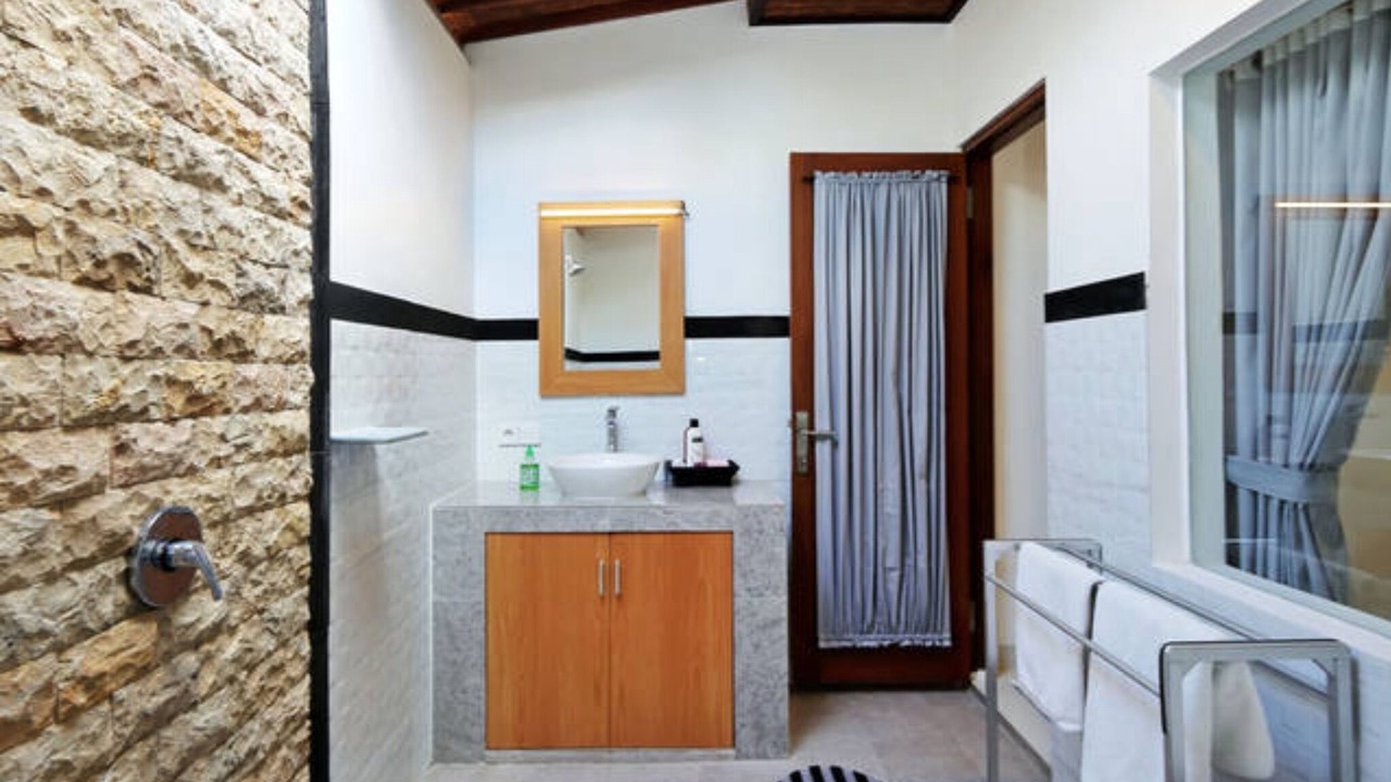 Photo of Bathroom in Legian City-Centre