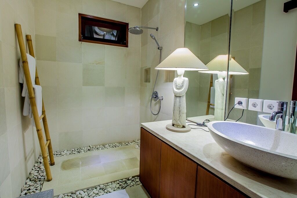 Photo of Bathroom in Petitenget