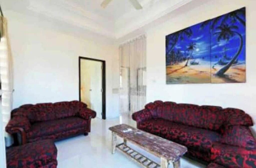 Photo of Livingroom in Kartika Plaza