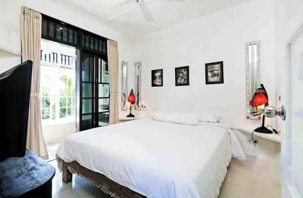 Photo of Bedroom in Kartika Plaza