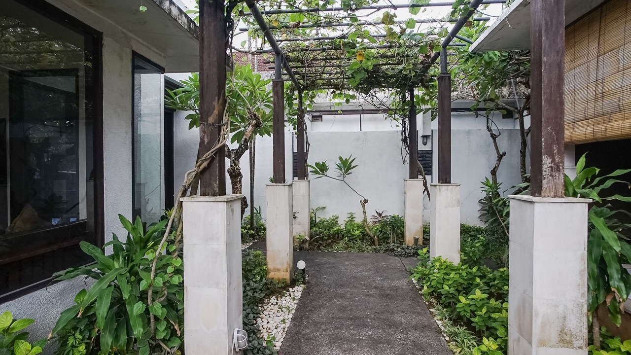 Photo of Outdoor in By Pass Ngurah Rai