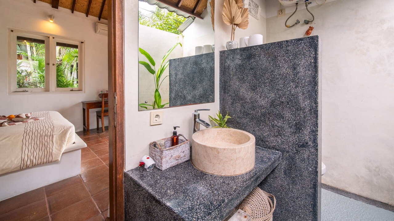 Photo of Bathroom in Drupadi