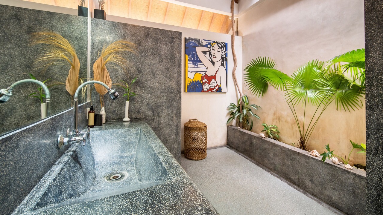 Photo of Bathroom in Drupadi