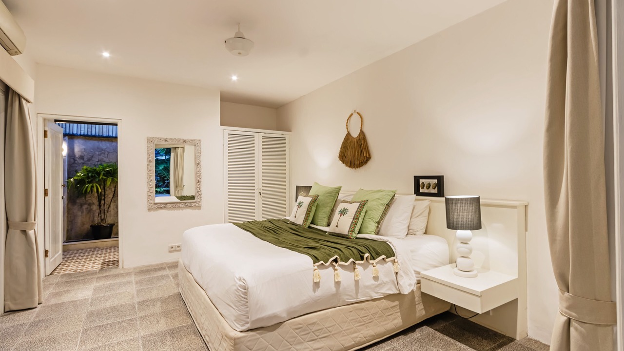 Photo of Bedroom in Drupadi