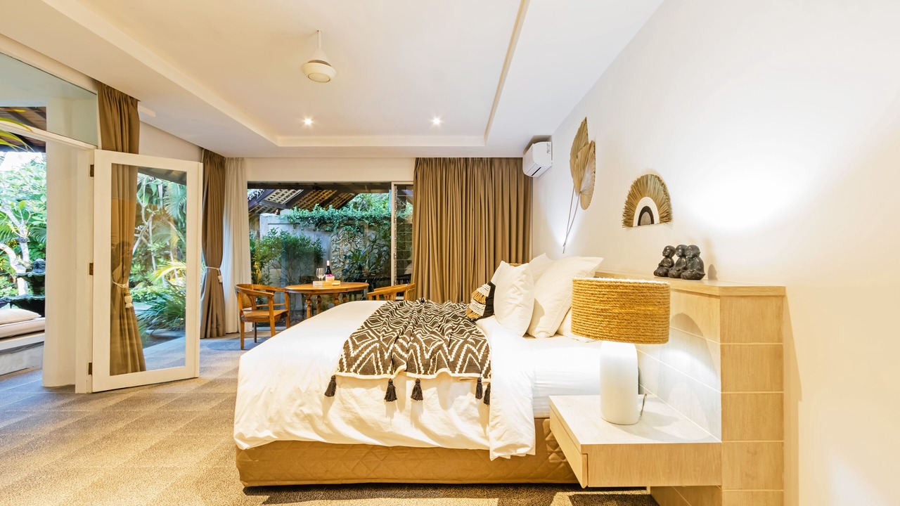 Photo of Bedroom in Drupadi