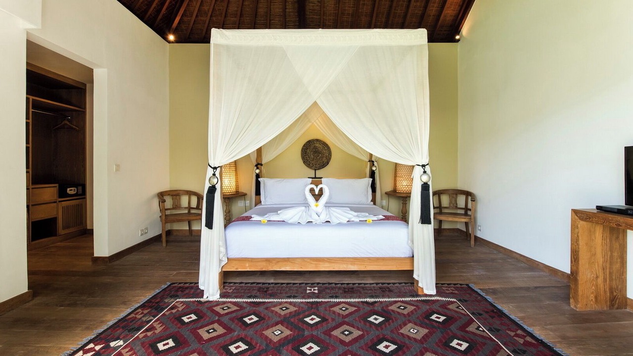 Photo of Bedroom in Drupadi