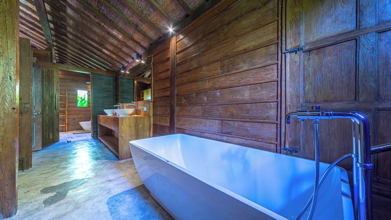 Photo of Bathroom in Kalisada