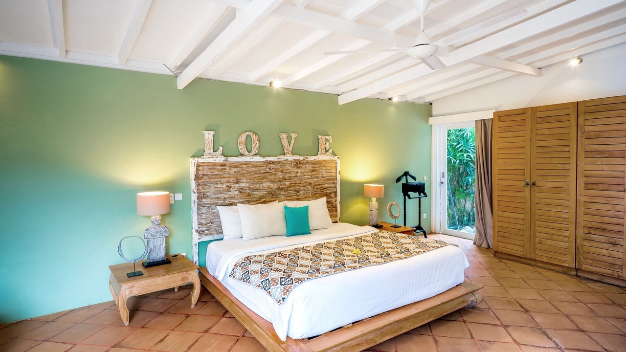 Photo of Bedroom in Drupadi