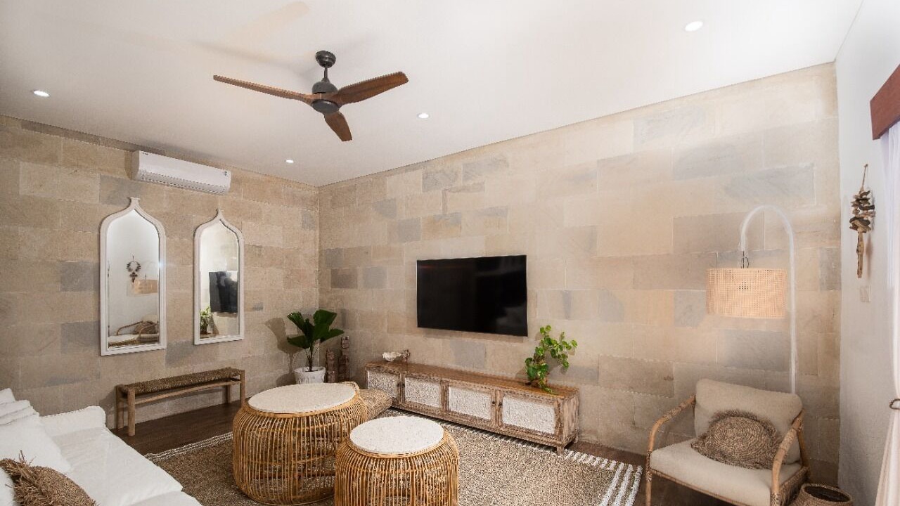 Photo of Livingroom in Kartika Plaza