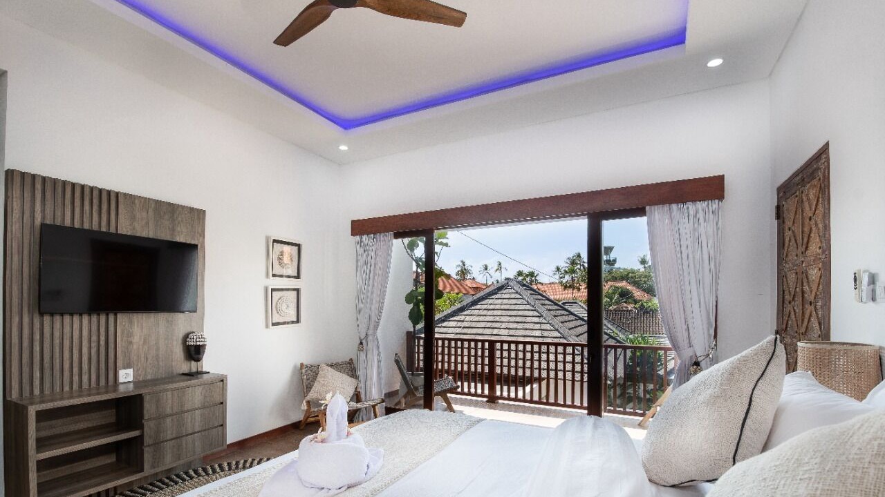 Photo of Bedroom in Kartika Plaza