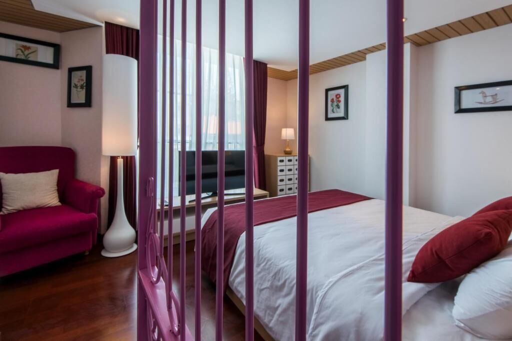 Photo of Bedroom in Kartika Plaza