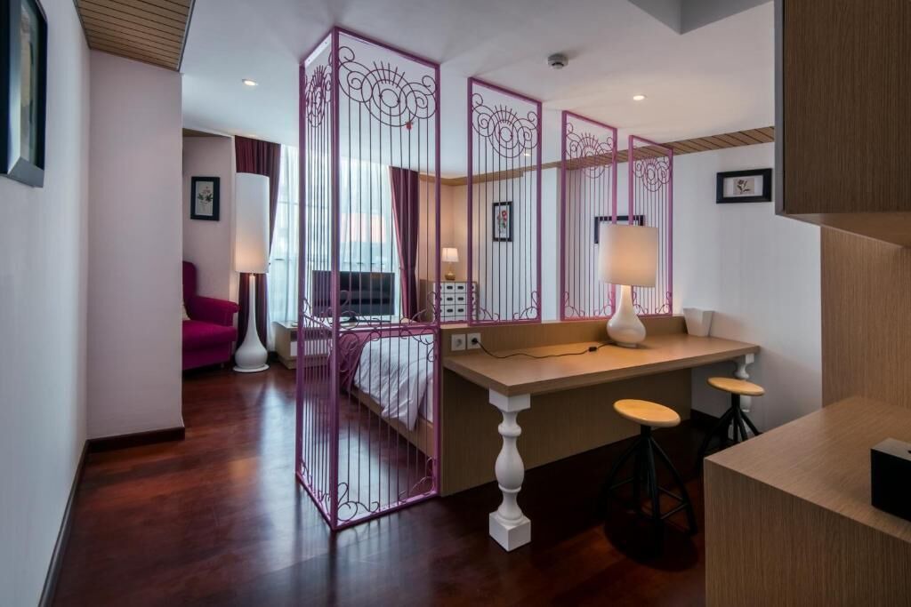 Photo of Bedroom in Kartika Plaza