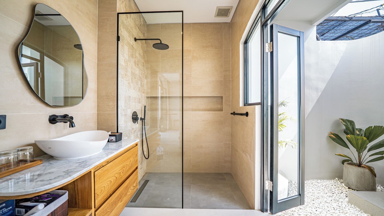 Photo of Bathroom in Pecatu