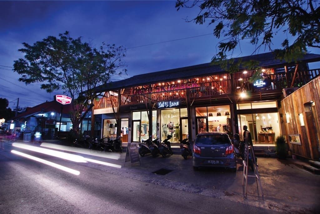Photo of Outdoor in Sunset Road