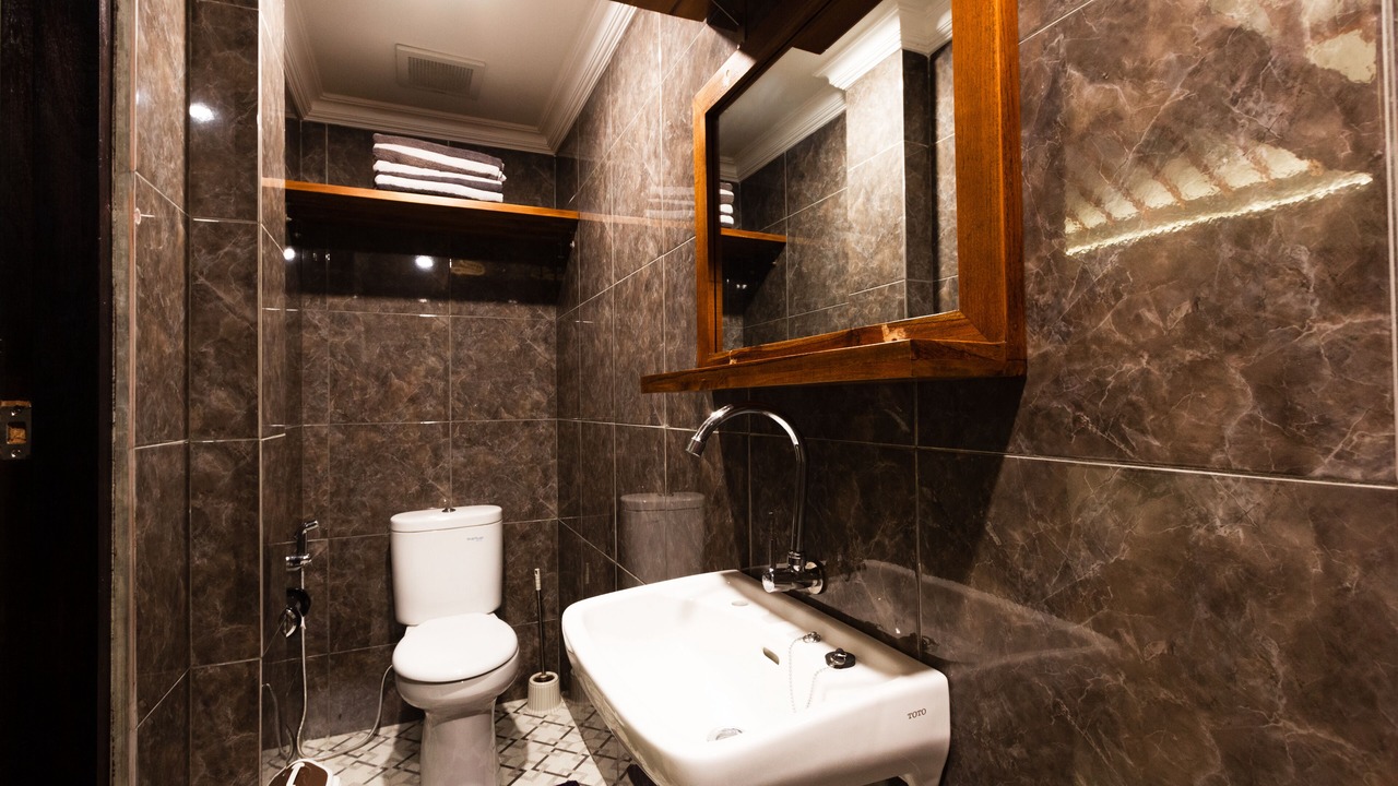 Photo of Bathroom in Kampial