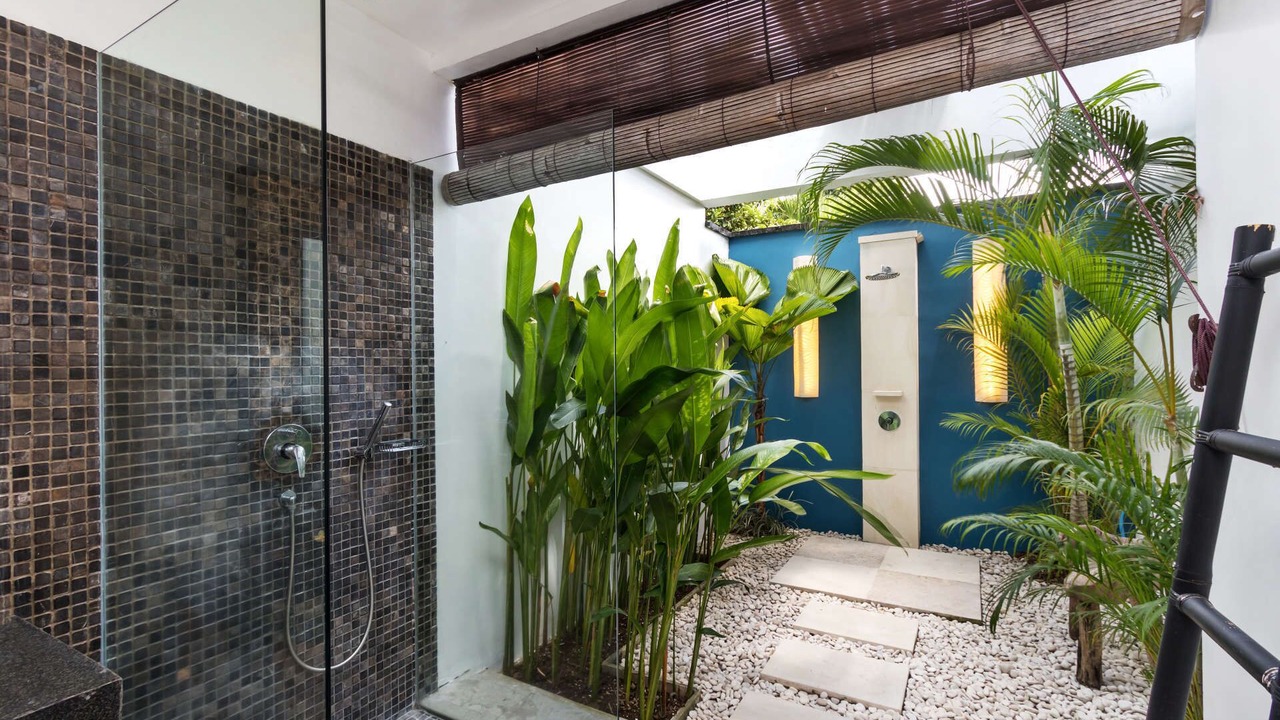 Photo of Bathroom in Petitenget