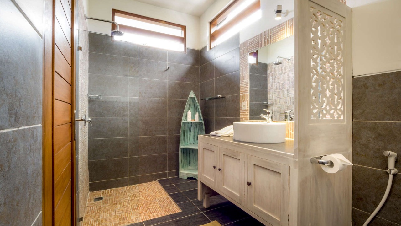 Photo of Bathroom in Drupadi