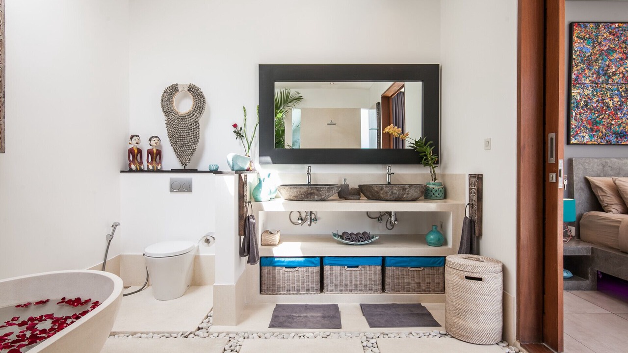Photo of Bathroom in Dyanapura