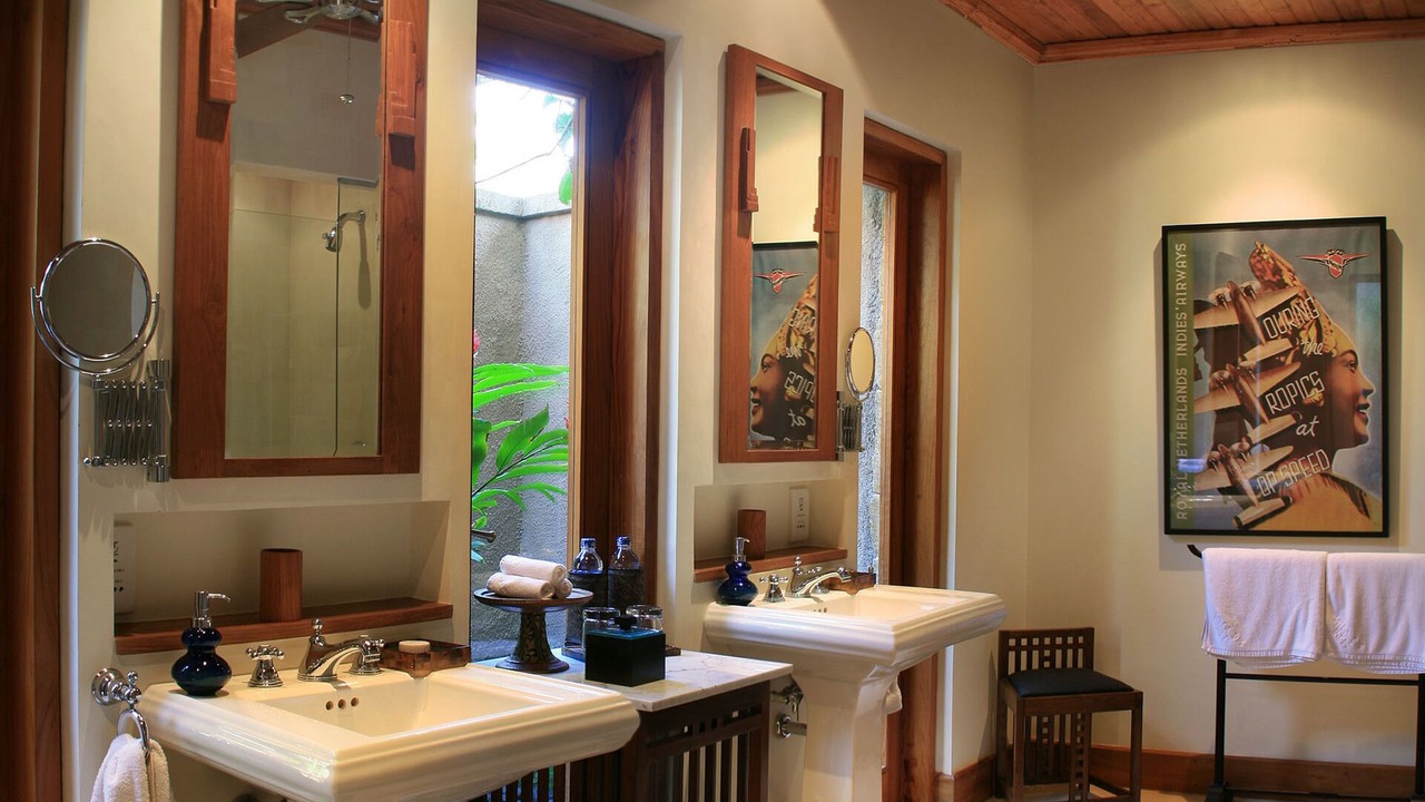 Photo of Bathroom in Laksmana