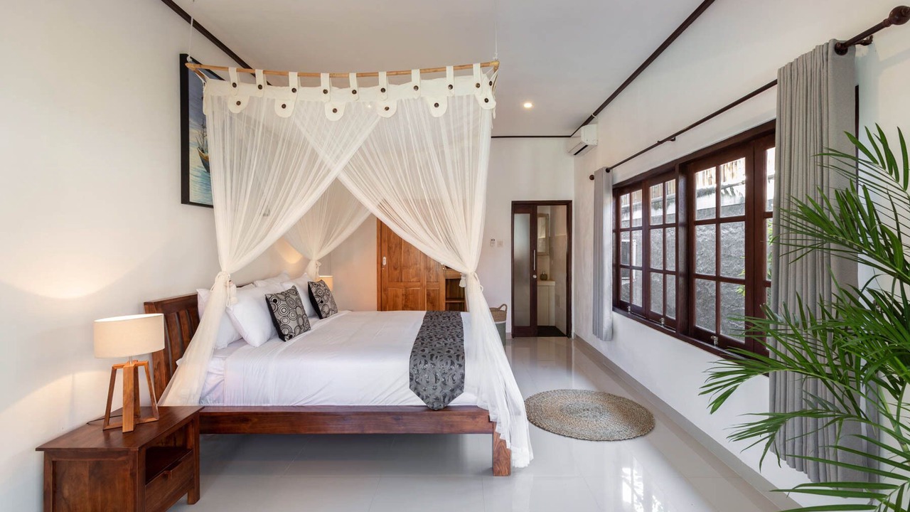 Photo of Bedroom in Petitenget