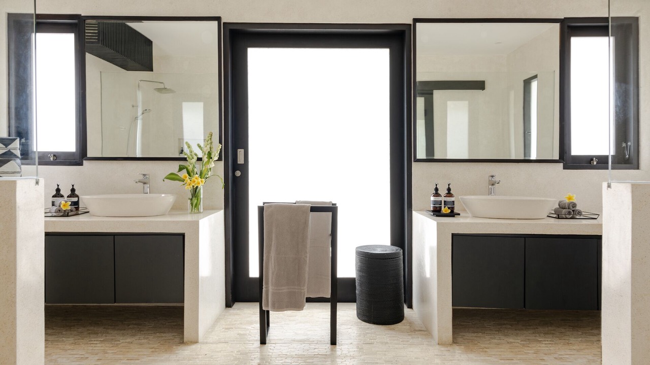 Photo of Bathroom in Sunset Road