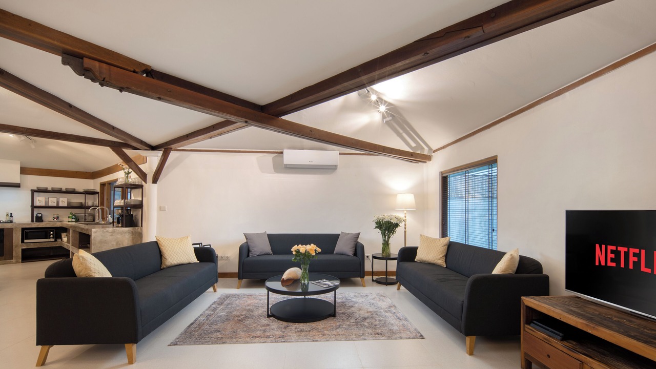 Photo of Livingroom in Drupadi