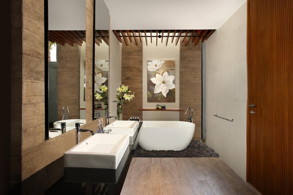 Photo of Bathroom in Sunset Road